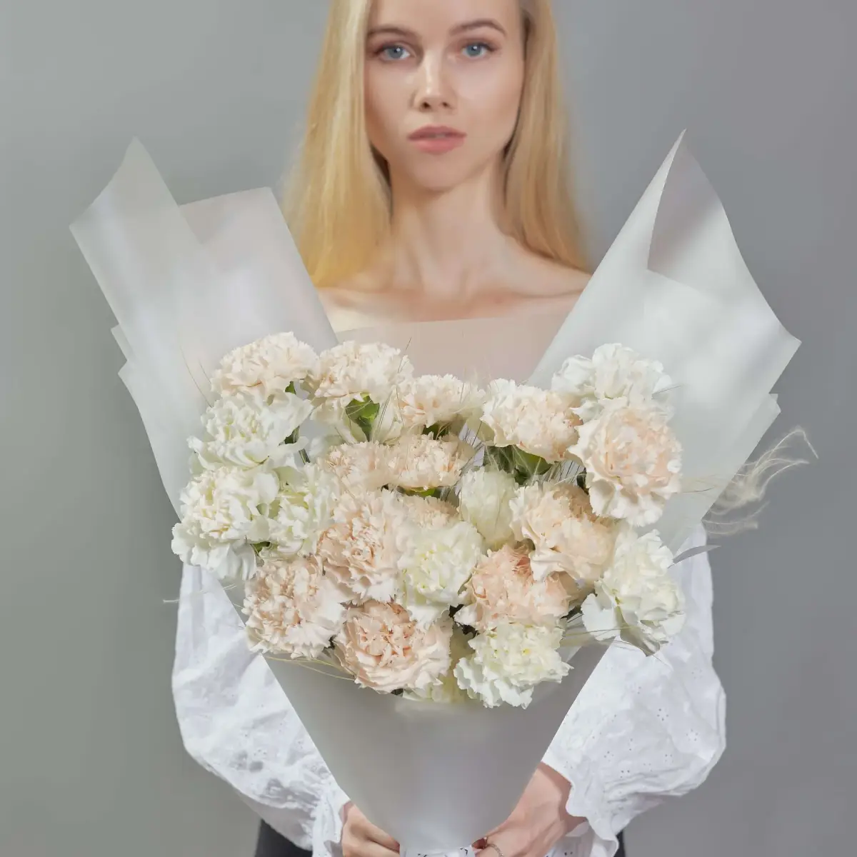 Какие цветы можно подарить жене